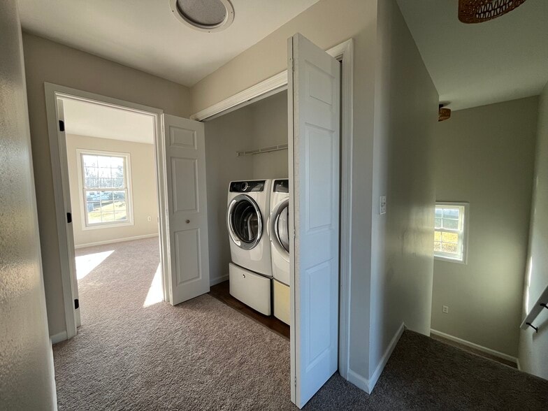 Building Photo - 112 W S St