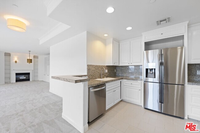 Building Photo - 1820 Benecia Ave