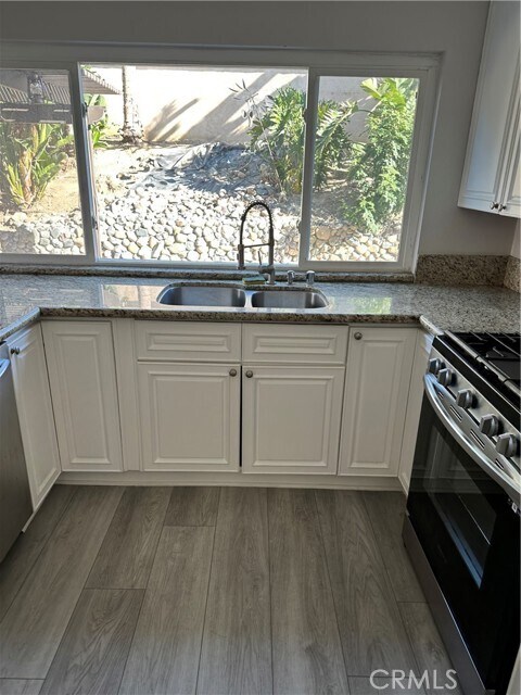 Building Photo - 11558 Merry Hill Dr