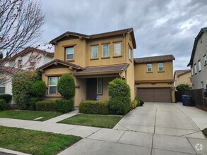 Building Photo - Beautiful 2 Story in Turlock!