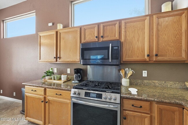 Building Photo - 12884 N Pioneer Way