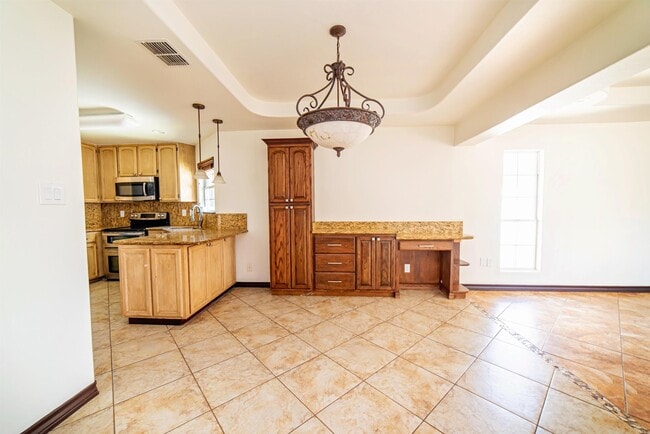 Building Photo - 2110 Lima Loop