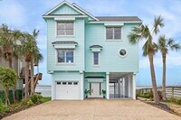 Building Photo - 1322 Outrigger St