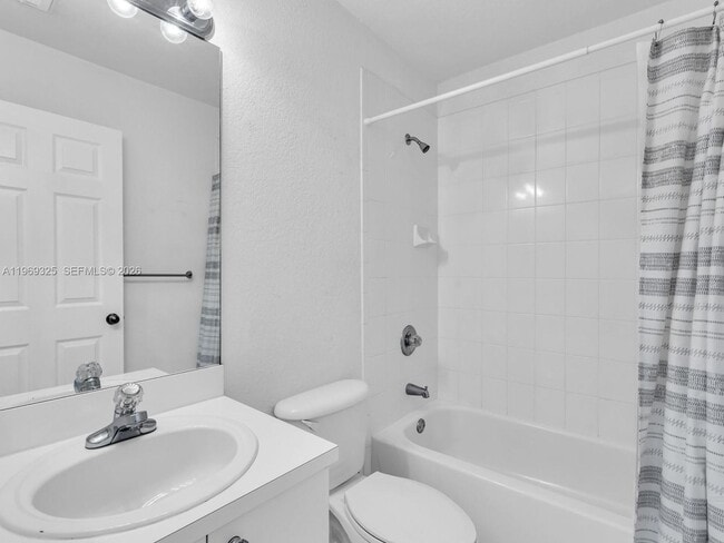 Building Photo - 11512 NW 48th Terrace