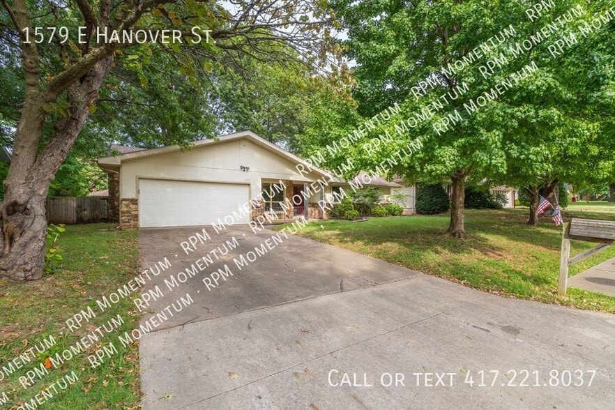 Building Photo - 1579 E Hanover St