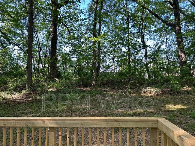 Building Photo - 4200 Willowdale Ct