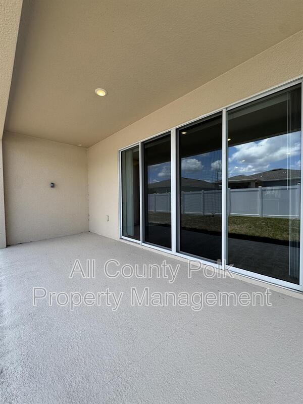 Building Photo - 851 Folklore Ln
