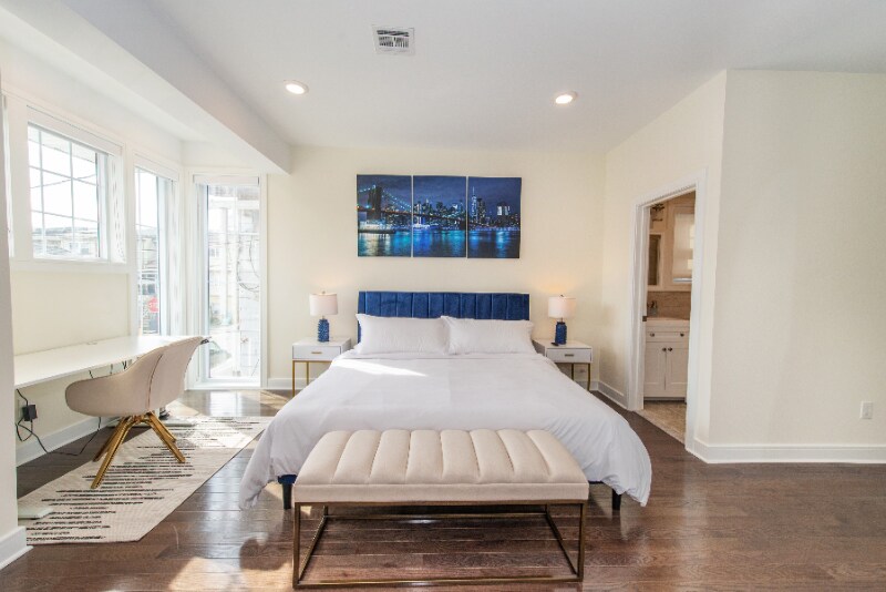 Building Photo - 1608 52nd St