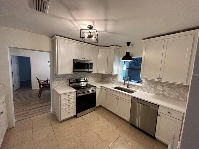 Building Photo - 6000 13th St N