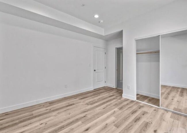 Building Photo - 4647 W 18th St