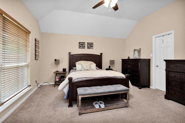 Building Photo - 7 Cypress Bayou Ct