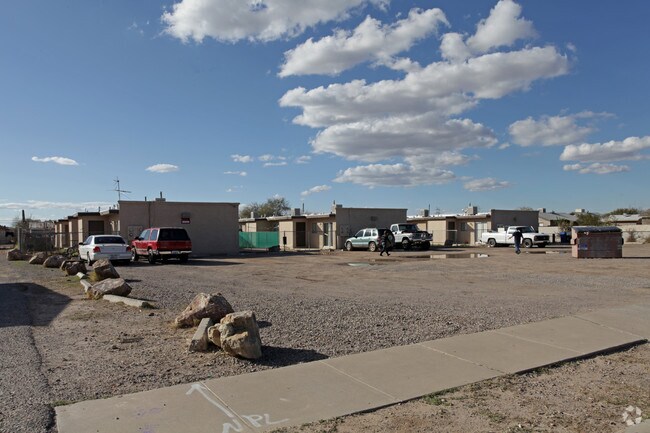 Building Photo - 5816-5838 S Morris Blvd