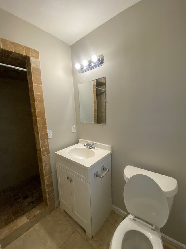 Building Photo - Beautiful 3BR Home – Comfort & Functionality