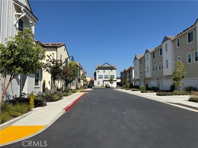 Building Photo - 1653 Rosewell Rd