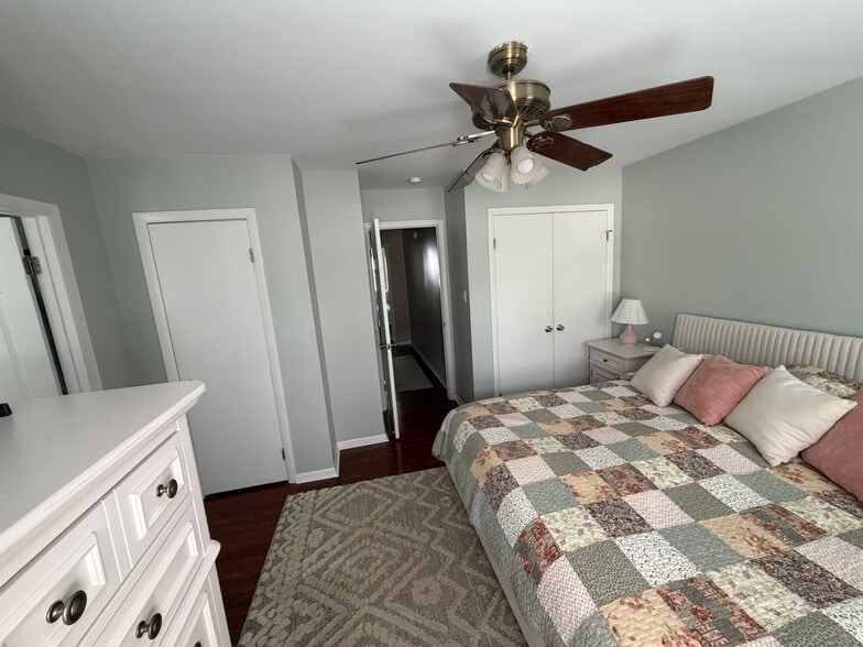 Building Photo - 26 Center St