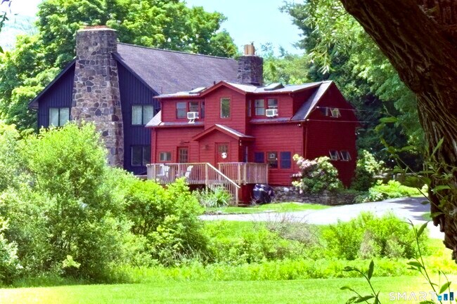 Building Photo - 199 CT-37