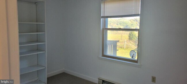 Building Photo - 477 Fishpaw Rd
