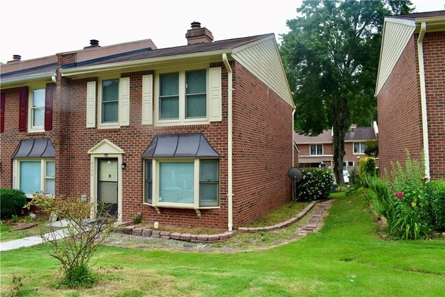 Building Photo - 6106 Queen Anne Ct