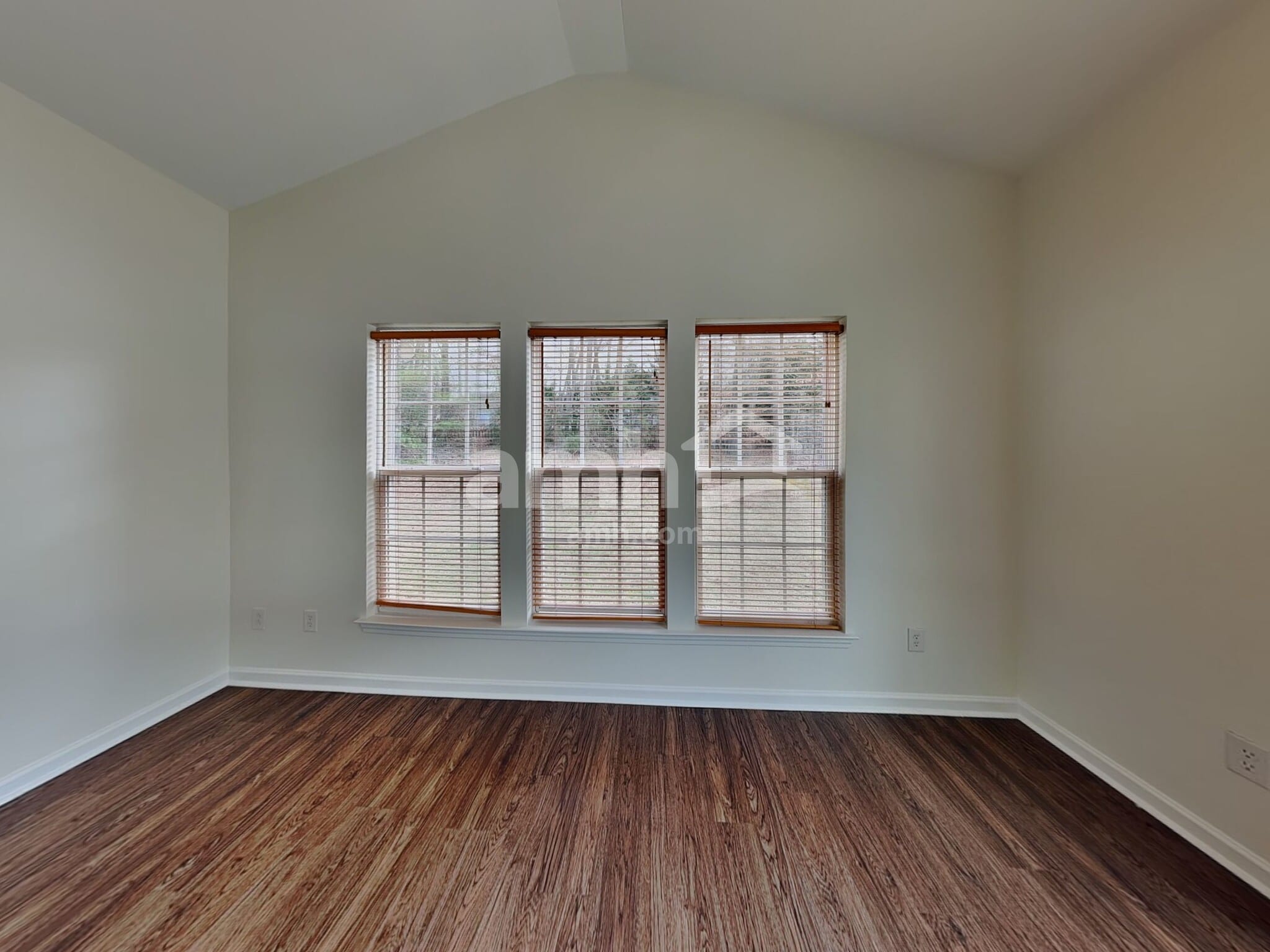 Building Photo - 1039 Canopy Dr