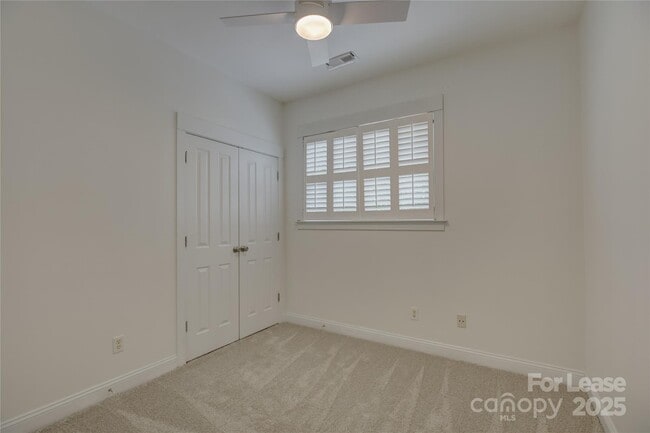 Building Photo - 11330 Deer Ridge Ln