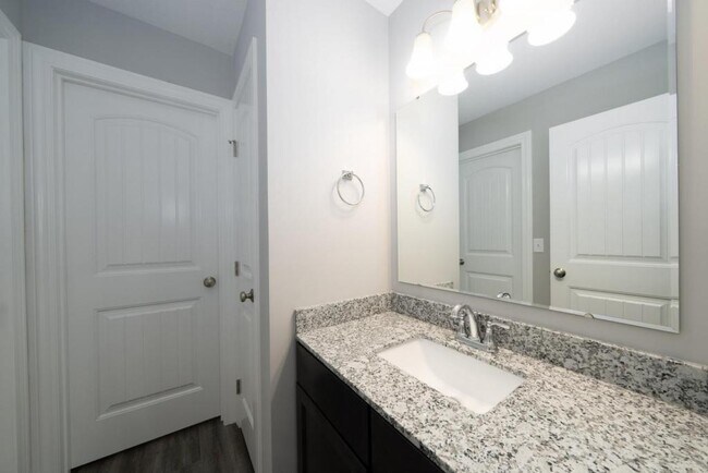 Building Photo - 13816 Ledgestone Place
