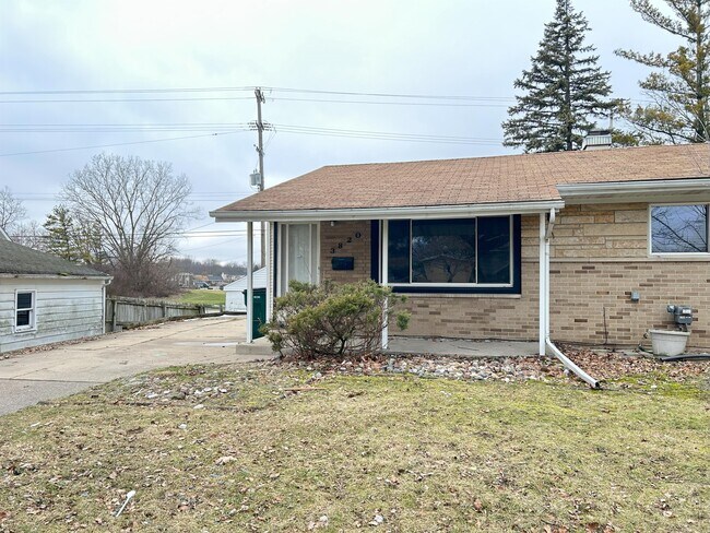 Building Photo - 3820 Jerree St