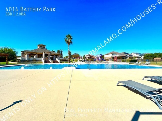 Building Photo - **APPLICATION RECEIVED** MUST SEE!! 3 Bedr...