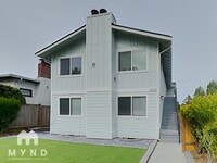Building Photo - 4729 Delridge Wy SW