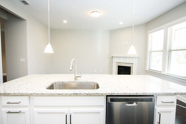 Building Photo - 3152 Anstey Ln