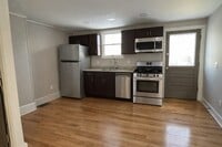 Building Photo - 13 Hampden St