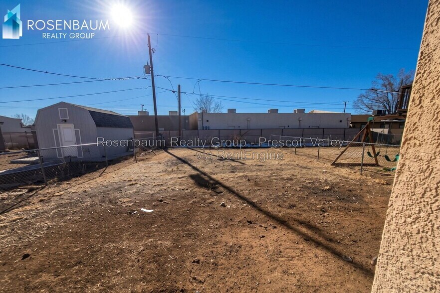 Building Photo - 8127 E Rosalie Rd