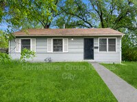 Building Photo - 5609 E 101st St