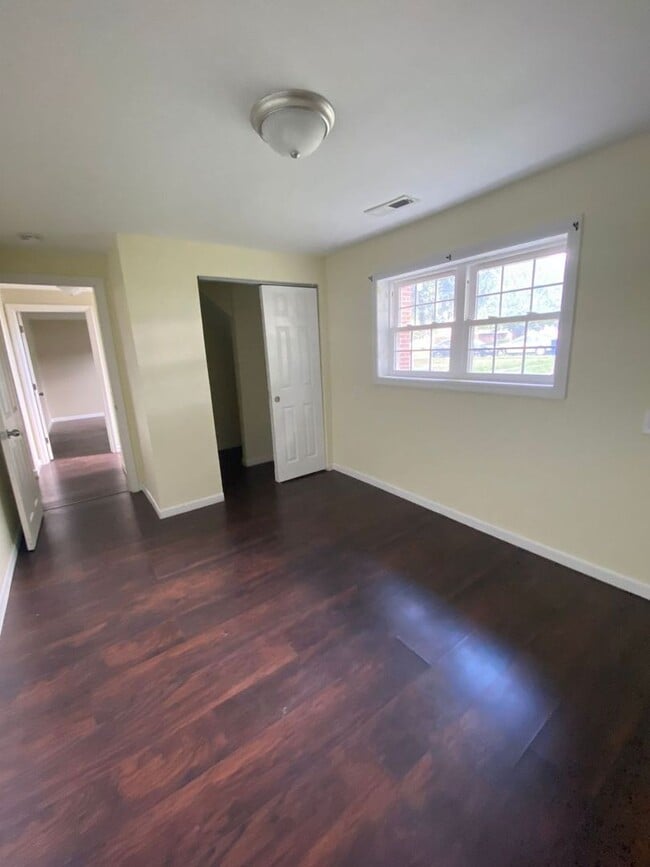 Building Photo - 241 Lafayette Ave