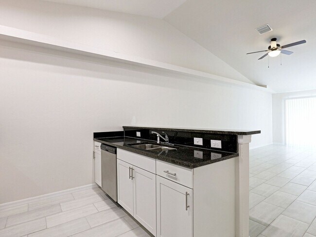 Building Photo - Cape Coral 828