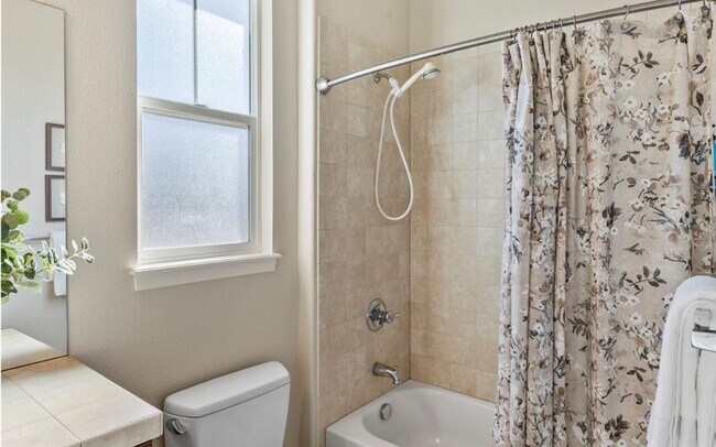 Building Photo - Cordera Home within walking to D20 Schools...