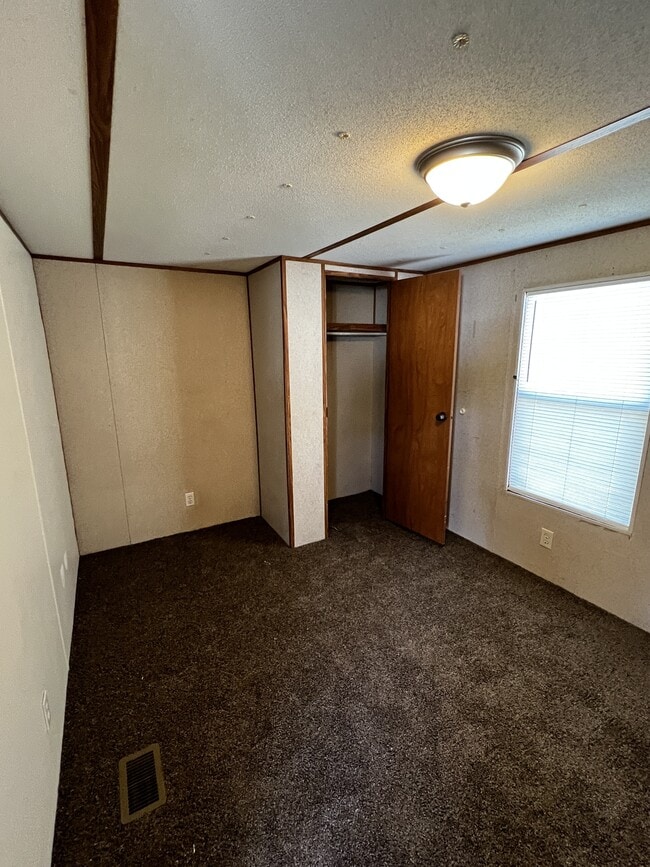 Primary Photo - 179 Clayton James Rd