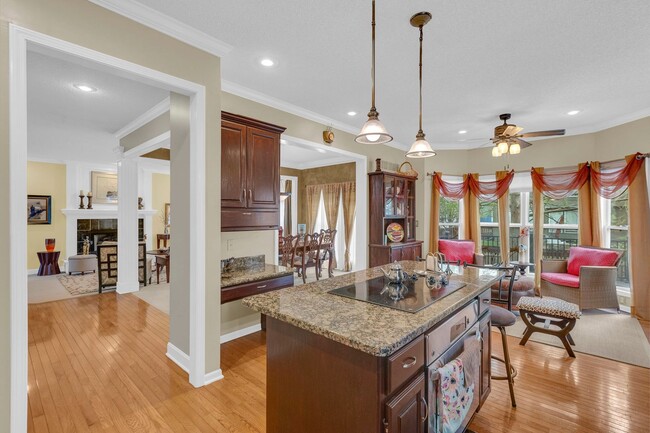Building Photo - Wonderful 4 Bedroom Home in Palisades Park