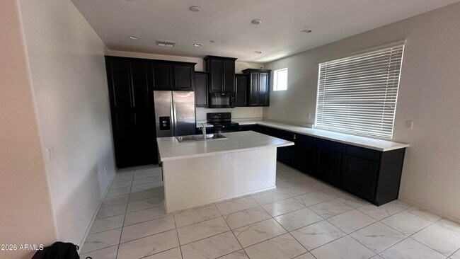 Building Photo - 1250 Abbey Ln