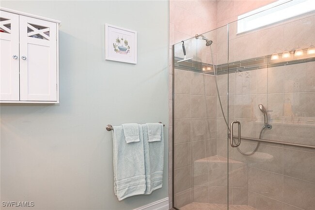 Building Photo - 16551 Crescent Beach Way