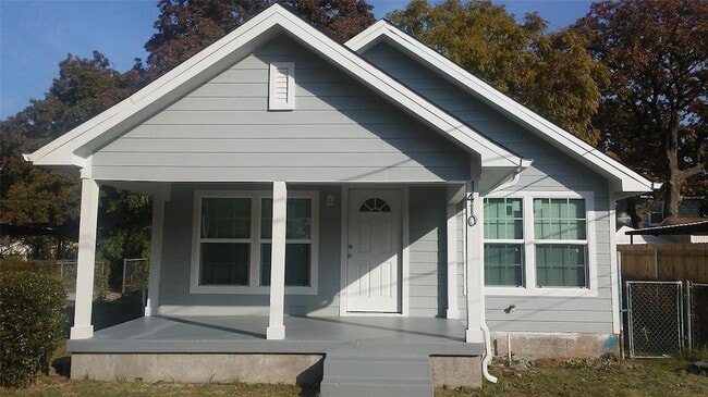 Building Photo - 1410 Joplin St