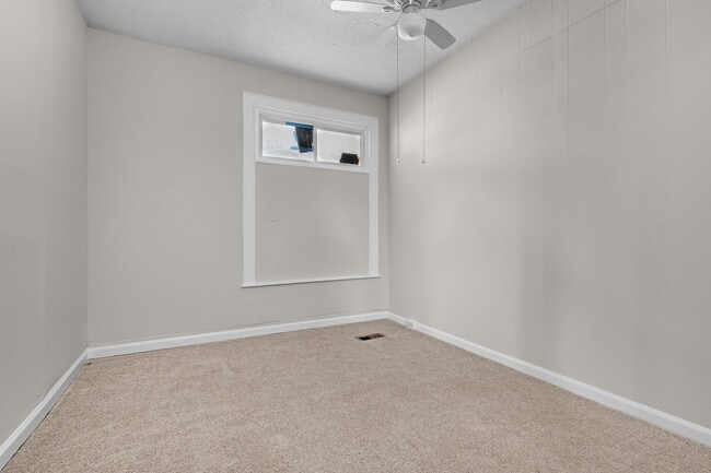 Building Photo - 3503 Oakmont Ave