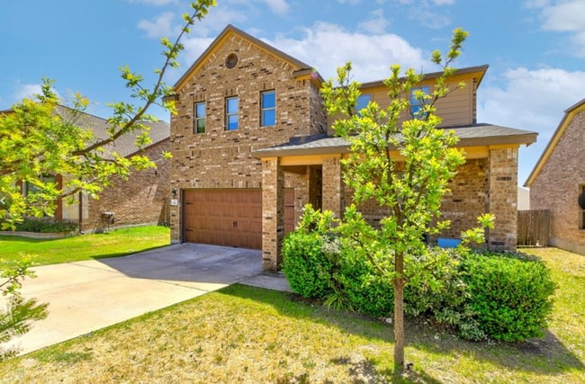 Building Photo - Wonderful 3 Bedroom Home in Coveted Crystal Crossing!