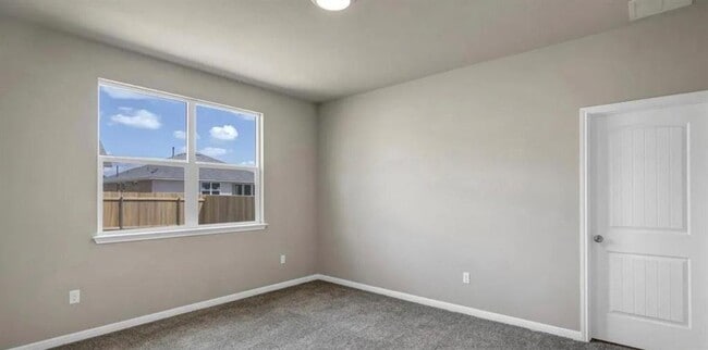 Building Photo - 400 Barton Creek Ln