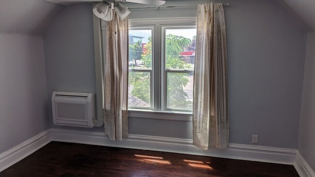 Building Photo - Modern Charm in the Heart of Salt Lake Cit...