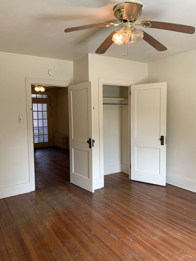 Building Photo - 1343-1347 Scotland Ave