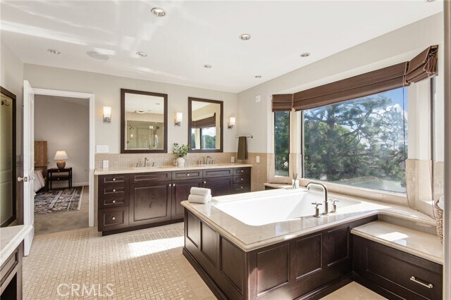 Building Photo - 30216 Matisse Dr
