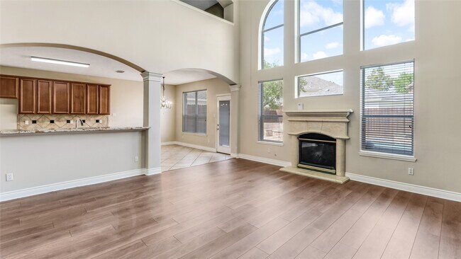 Building Photo - 11405 Starlight Bay St