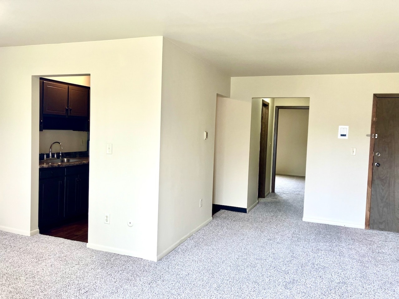 Hallway View - 2910 Gardentown Dr SW
