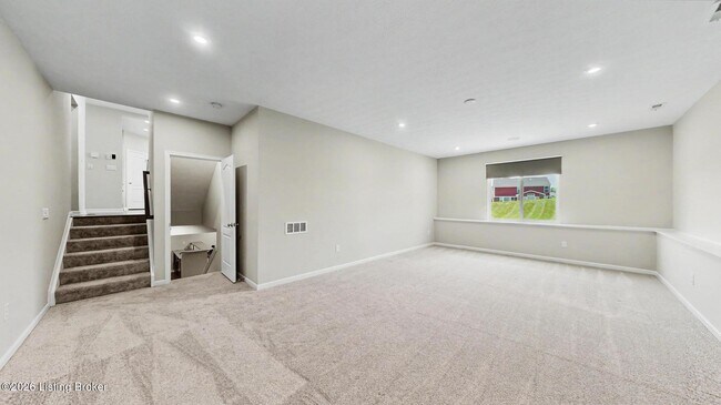 Building Photo - 15802 Stonehouse Ct