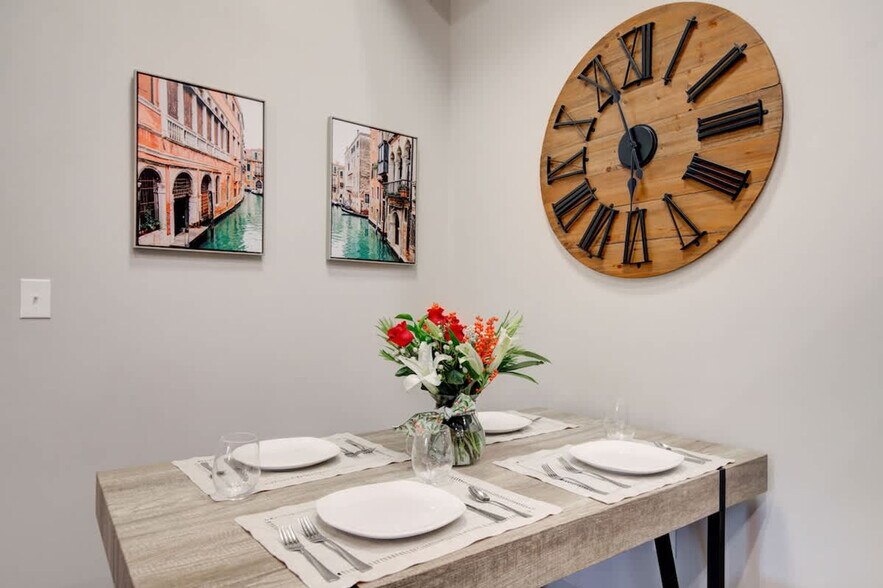 Building Photo - 2210 Remington Way